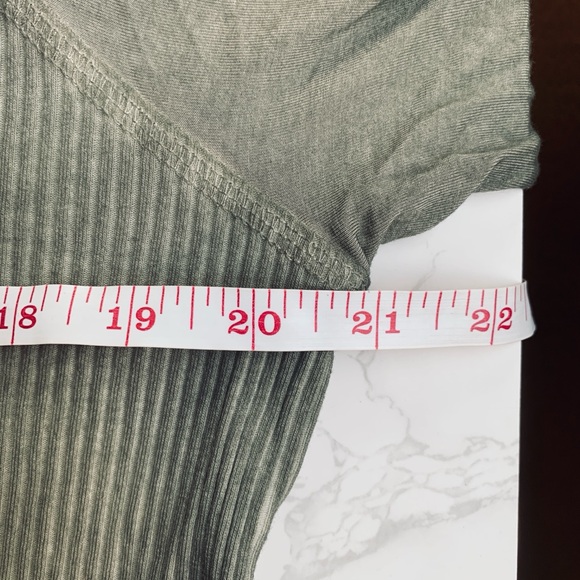 POL Ribbed Olive Green Deep V-Neck Long Sleeve Tee | Large - Picture 7 of 7